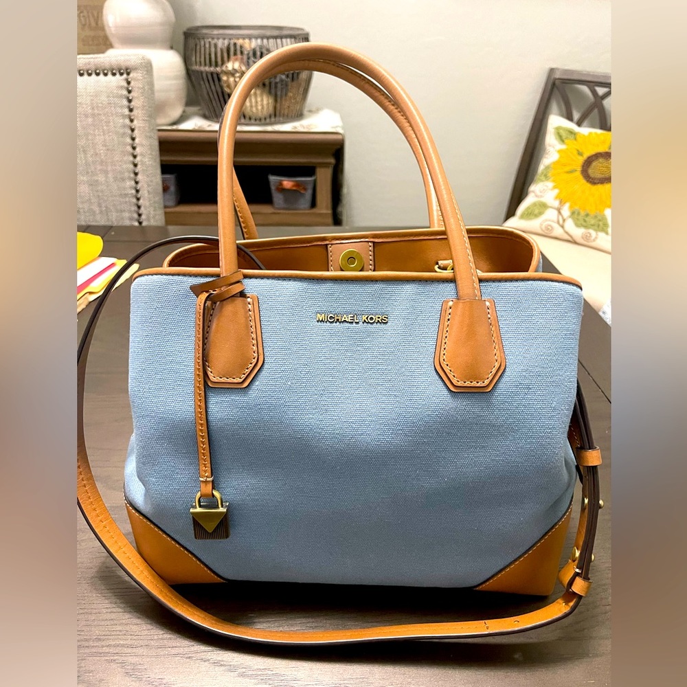 Final Price! Never used! Michael Kors Purse (OFFICIAL)
